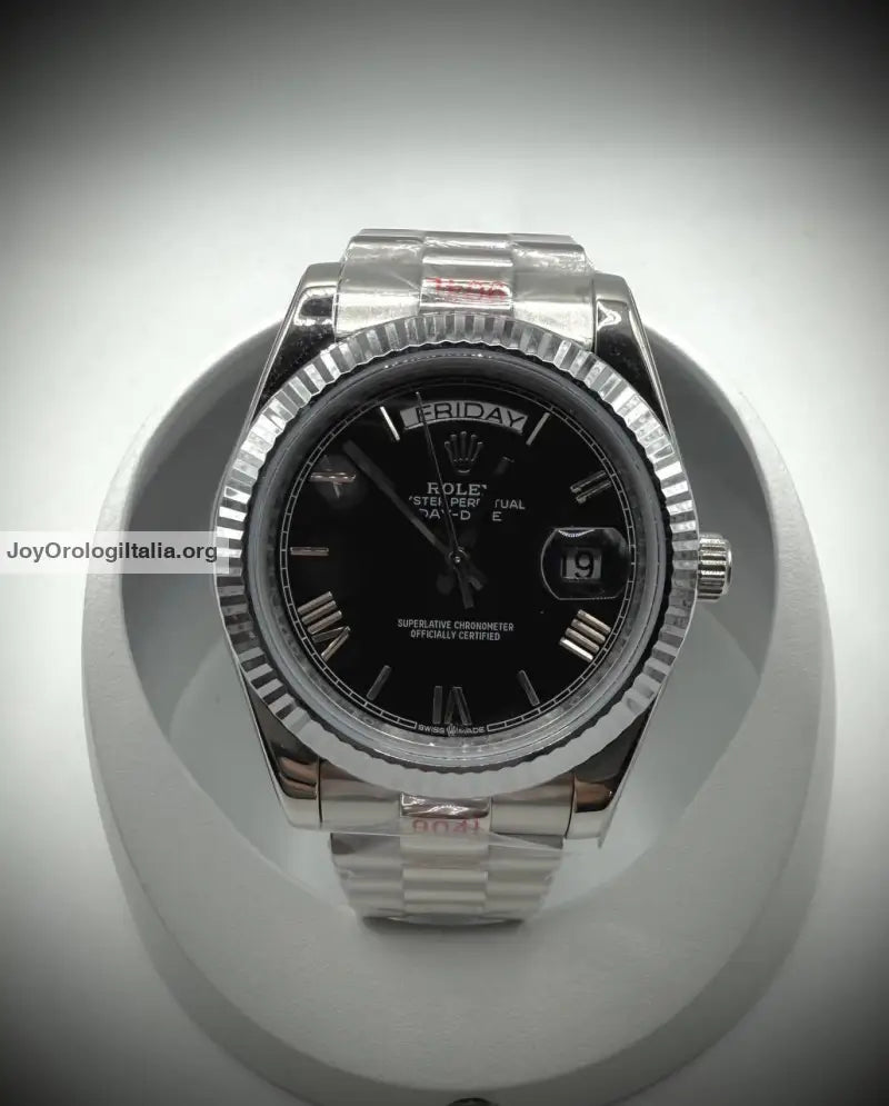 Day-Date Nero 40mm