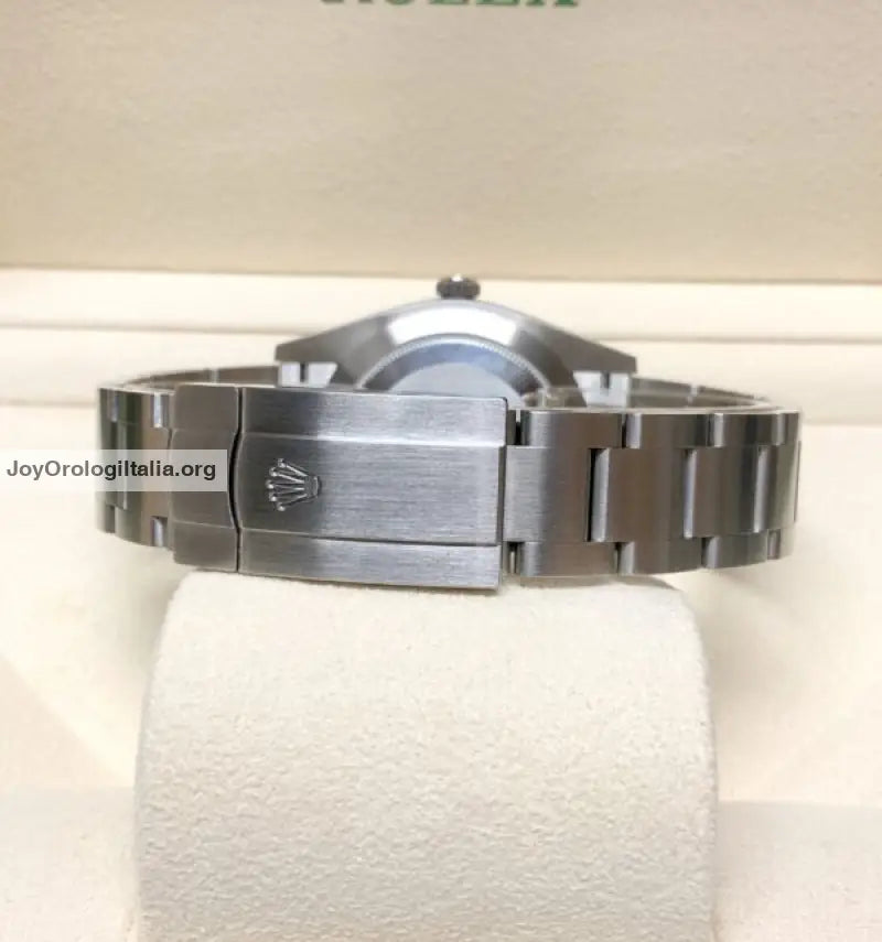 Oyster Perpetual Coral Dial 41mm