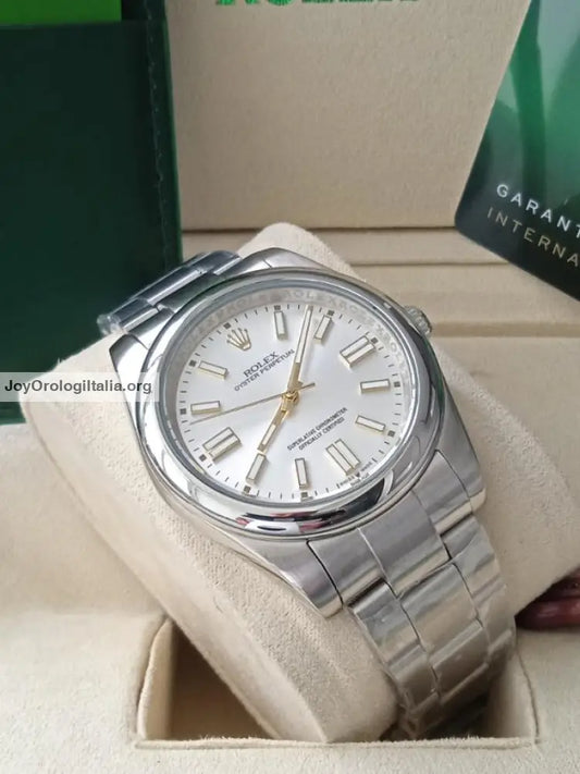 Oyster perpetual 41mm silver